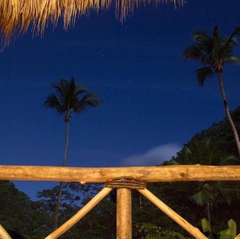Dominican Tree House Village Santa Barbara De Samana Exterior foto